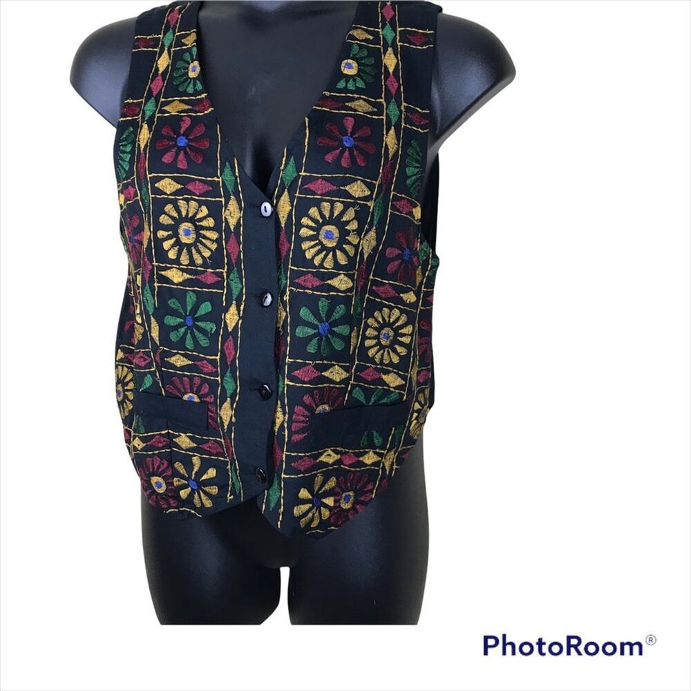 PASSPORTS OF PIER 1 IMPORTS Vintage Floral Embroidered Vest Sz One Size - Picture 2 of 5